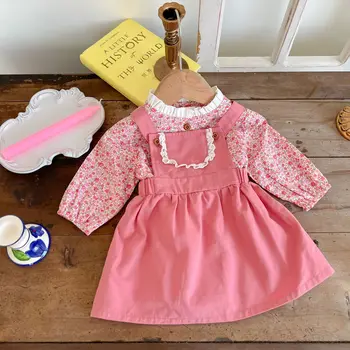 2023, Пролетта и есента Корейски комплект дрехи от 2 теми за малките момичета, Памук топ с дълги ръкави и цветен модел, Розова рокля на подтяжках, костюми за малките момичета
