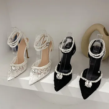 Бели Мрежести дамски Луксозни обувки-лодка на висок ток с остър пръсти и кристали, Модни сандали с каишка на щиколотке и веригата от мъниста, Дамски обувки за сватбени партита