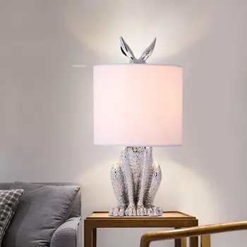 Дизайн настолна лампа Nordic Resin Rabbit Нощно Шкафче за Спалня, Настолна лампа за дневна, Ресторант, Декоративни осветителни тела Gold Rabbit