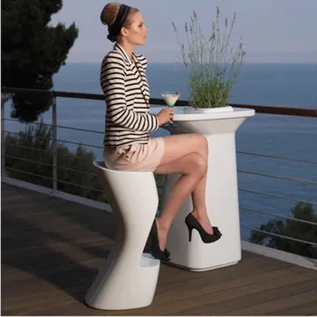 Модерен минималистичен бар стол от фибростъкло висок клас welcome desk